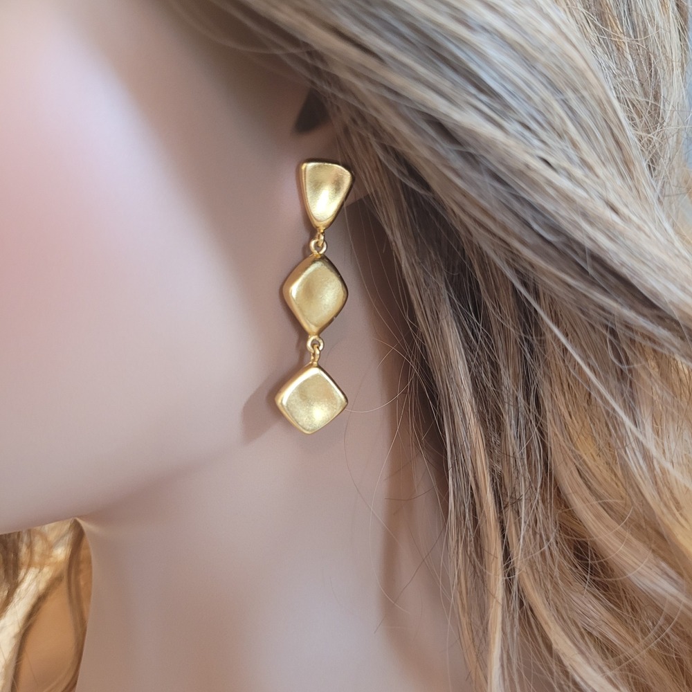 Vtg Essex Dangle Earrings Runway Matte‎ Gold Tone Geometric Triple Drop 21087